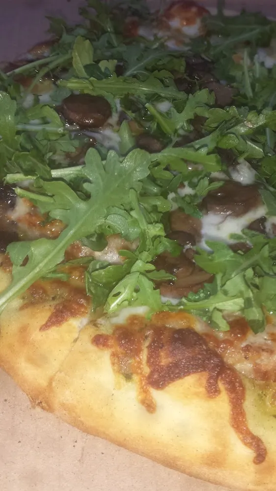 The Hills Pizza with Arugula